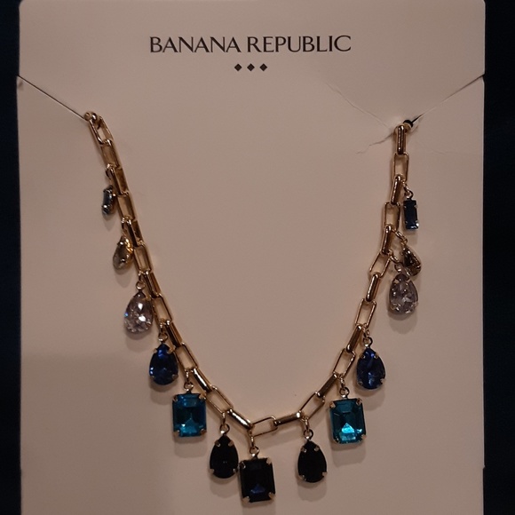 Banana Republic Jewelry - CLEARANCE NWT BANANA REPUBLIC NECKLACE Banana Republic Jewelry - CLEARANCE NWT BANANA REPUBLIC NECKLACE